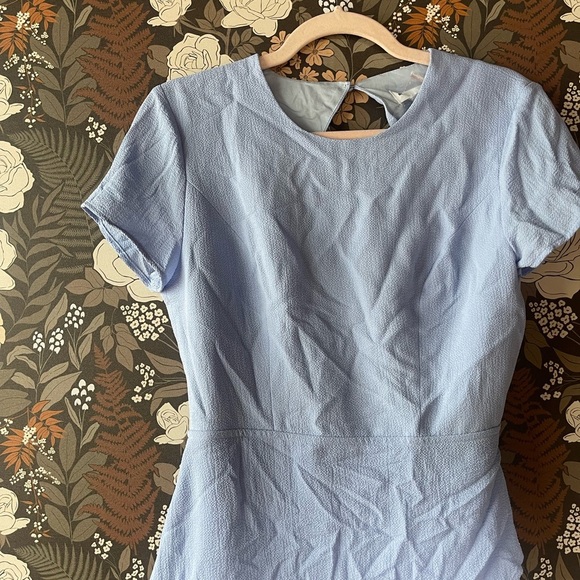 NWT Superdown Cheyenne Open Back Dress size small - Picture 8 of 8